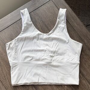 NVGTN Ivory V-Neck Sports Bra